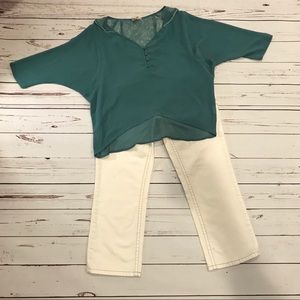 🌻Pins & Needles Top and Mek DNM Capris Outfit